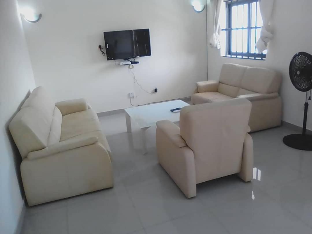 Апартаменты Hebertogo Casablanca Ломе Экстерьер фото