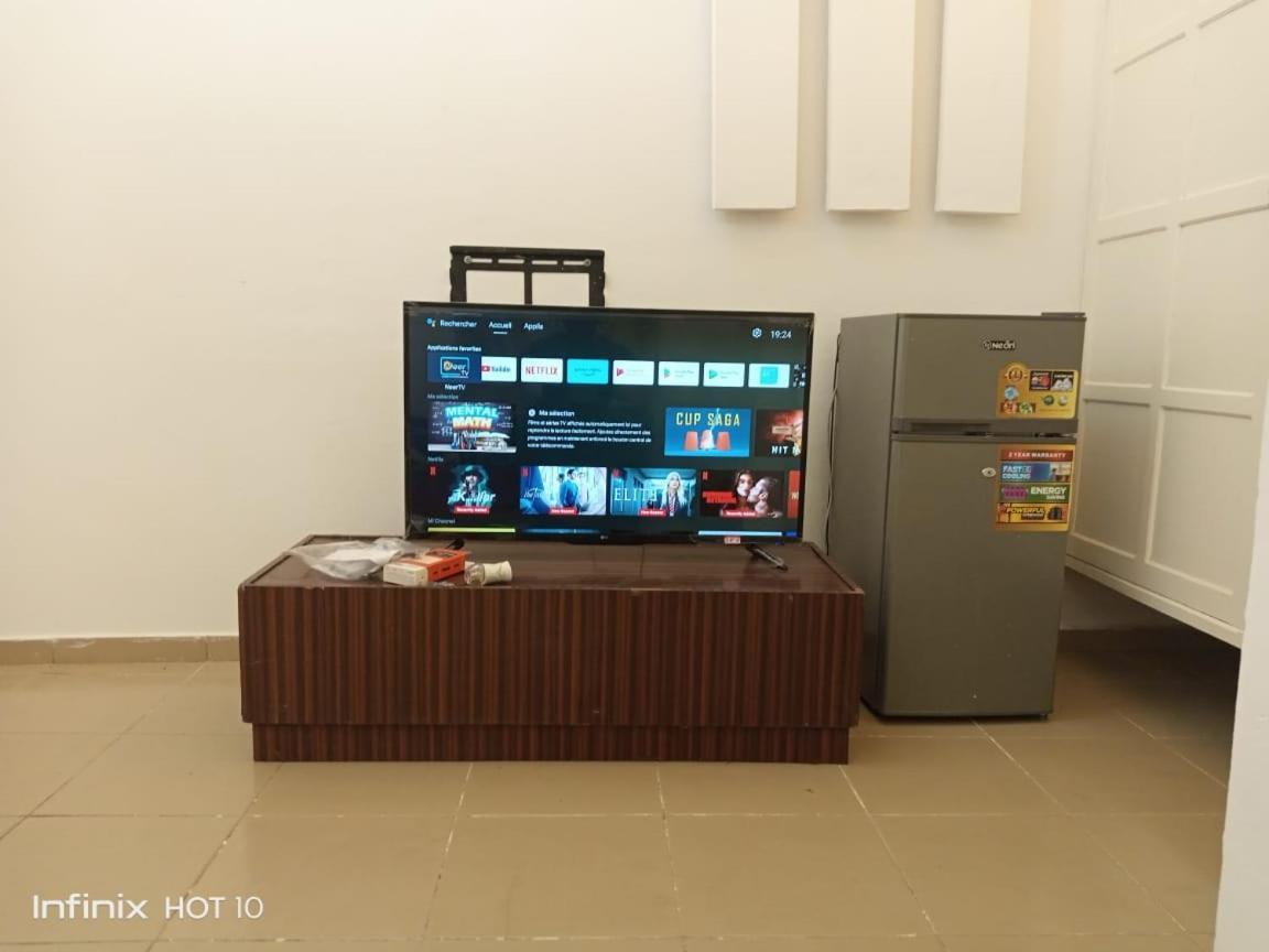 Апартаменты Hebertogo Casablanca Ломе Экстерьер фото