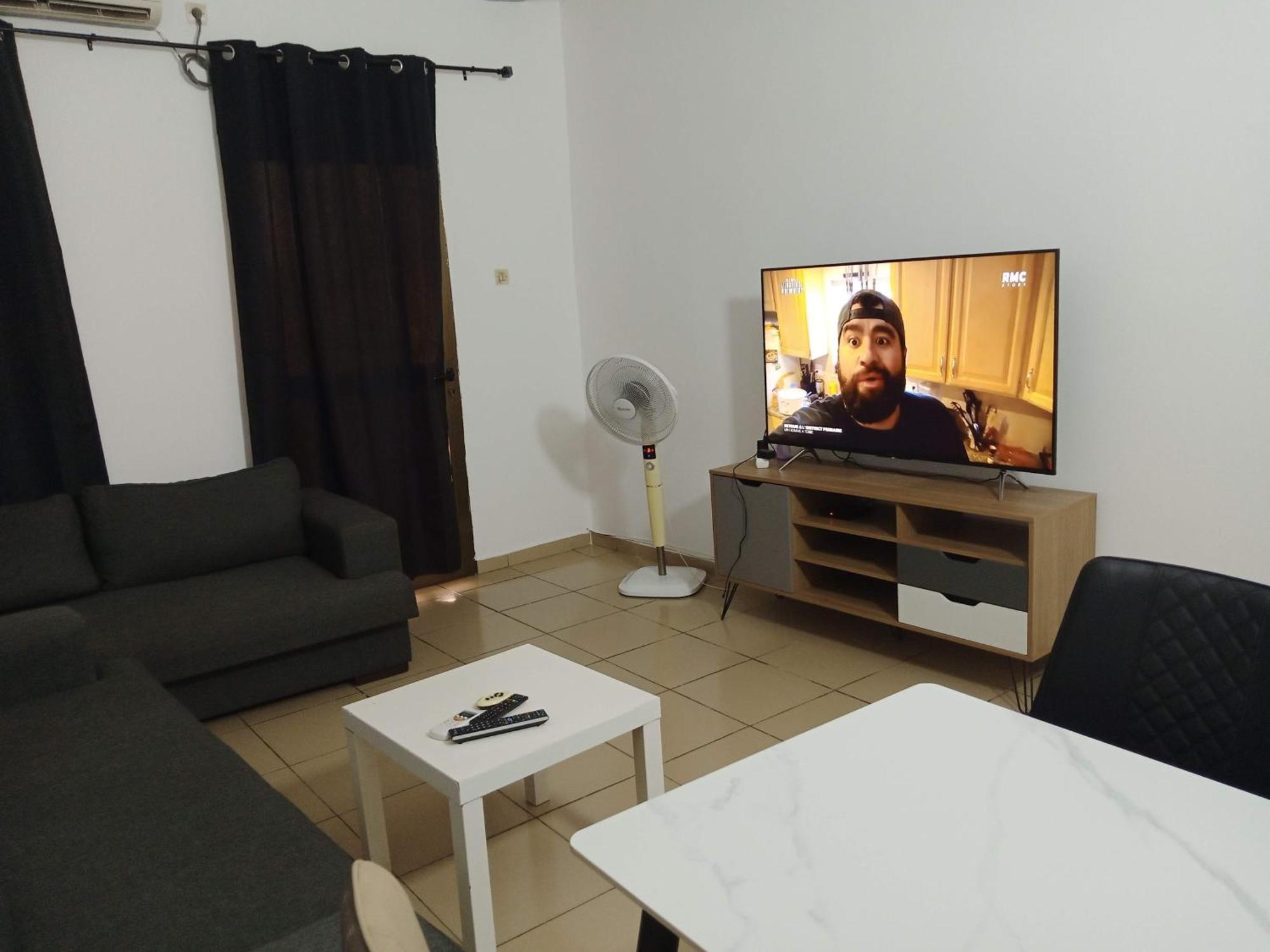 Апартаменты Hebertogo Casablanca Ломе Экстерьер фото