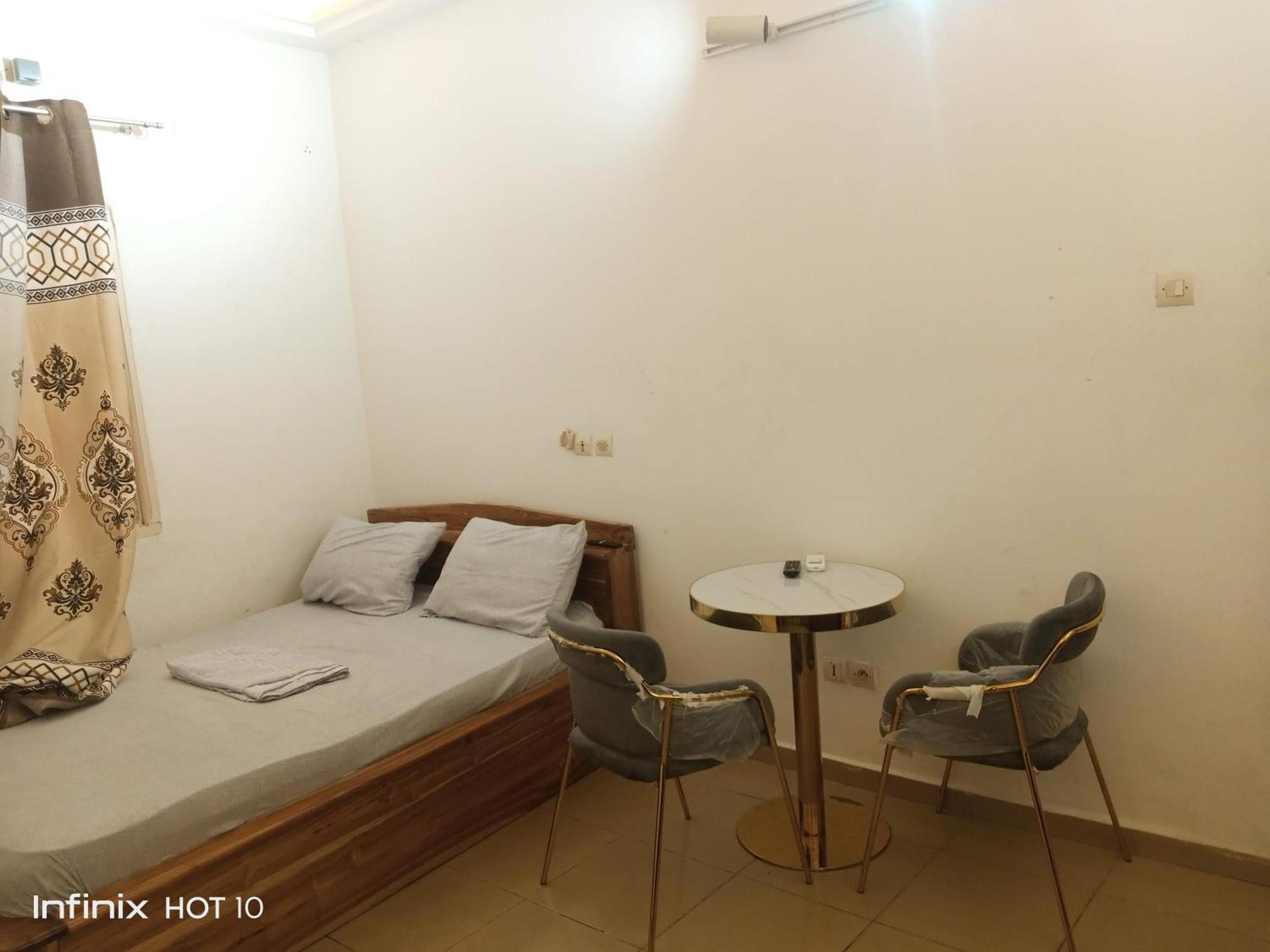 Апартаменты Hebertogo Casablanca Ломе Экстерьер фото