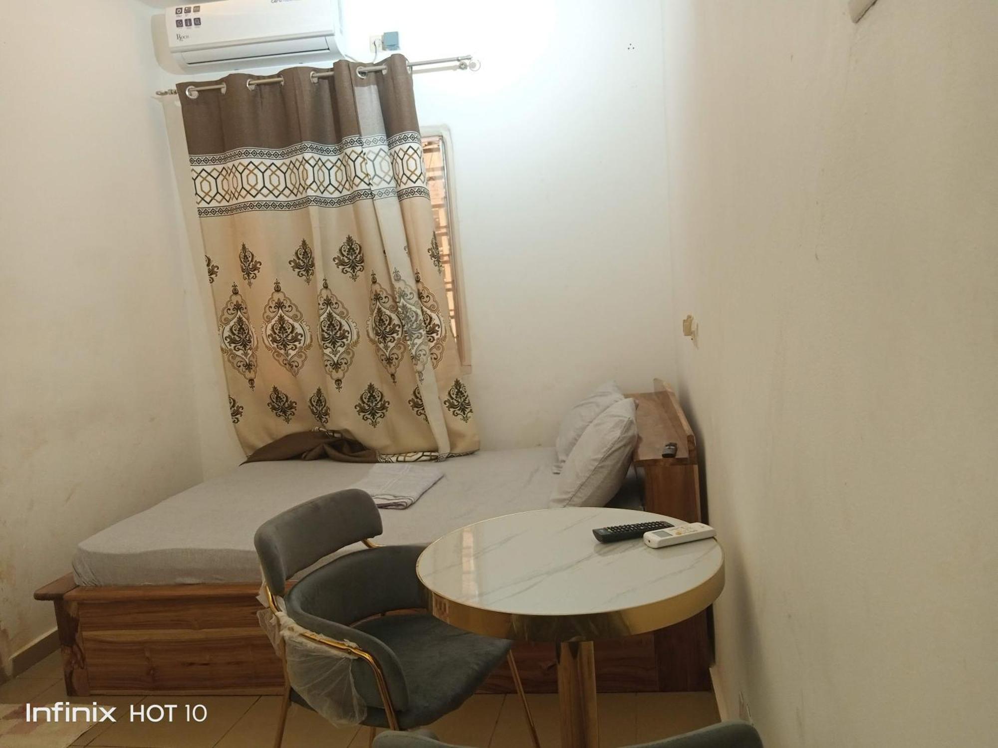Апартаменты Hebertogo Casablanca Ломе Экстерьер фото