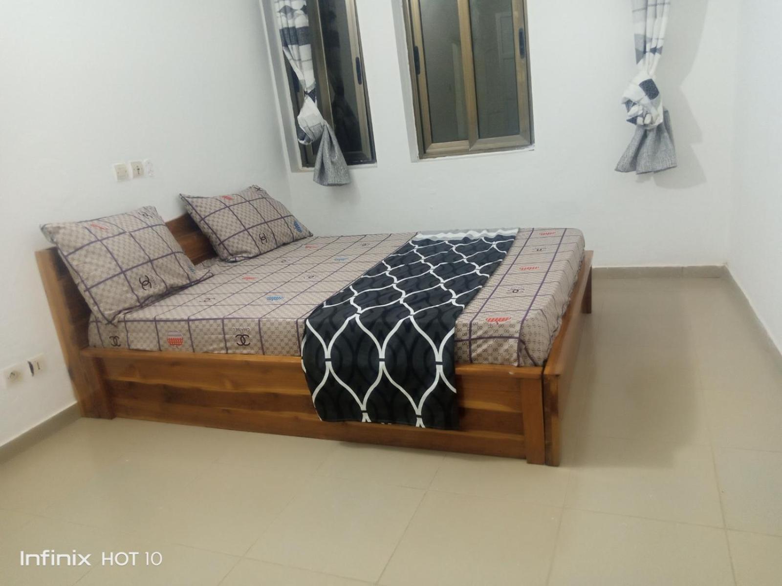Апартаменты Hebertogo Casablanca Ломе Экстерьер фото